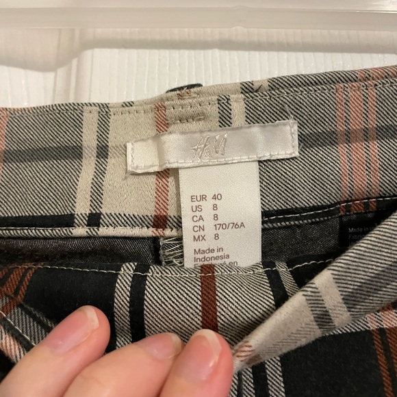 Plaid pants - Picture 3 of 3